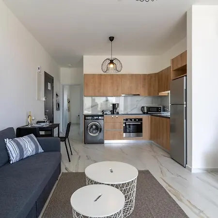 Yasou 1- Bedroom In Διαμέρισμα Λάρνακα