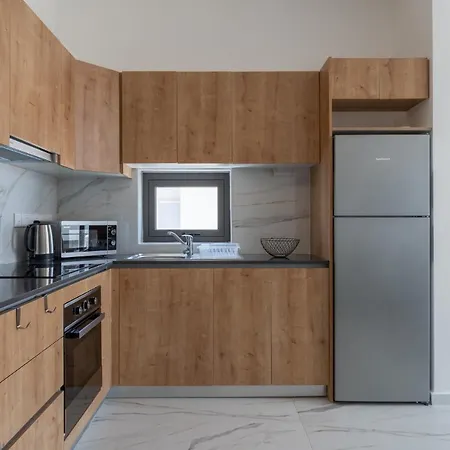 Yasou 1- Bedroom In Apartment